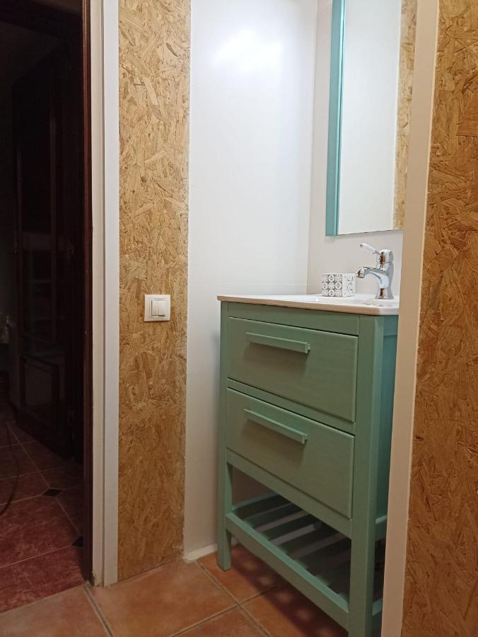 Apartamento A Los Pies Del Rio Ebro Miravet Buitenkant foto